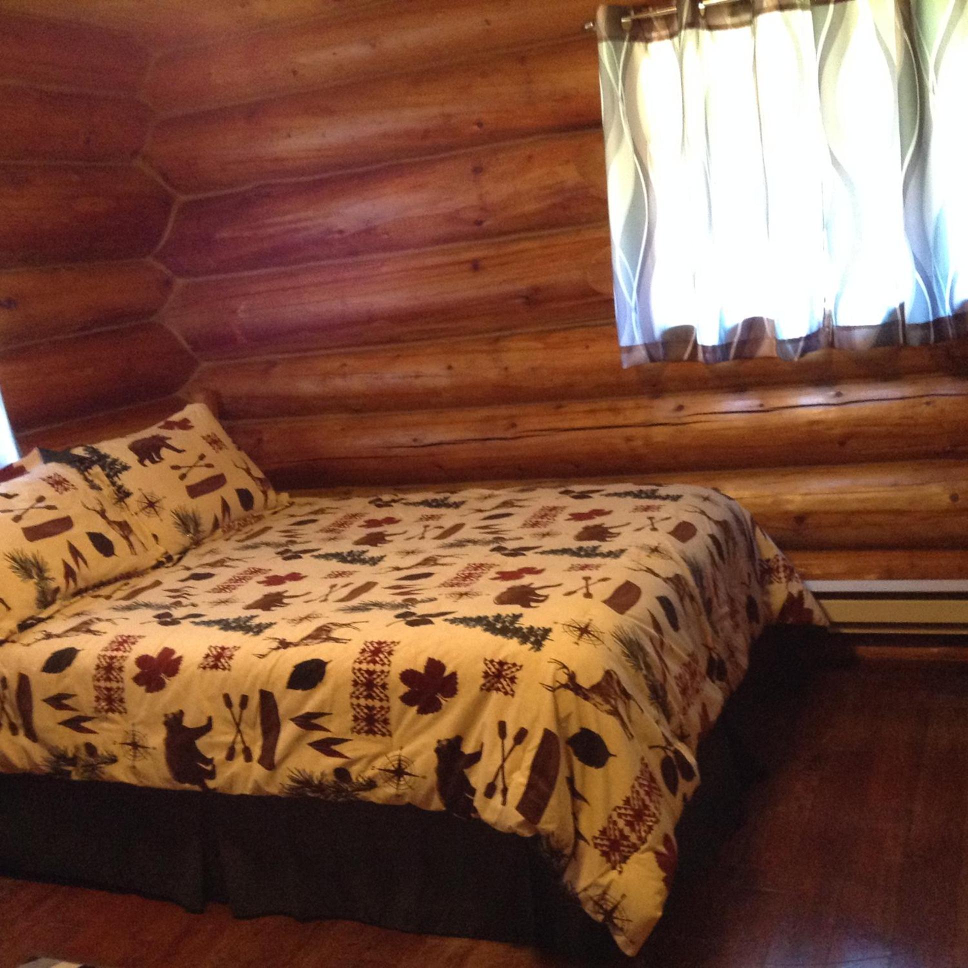 Summit River Lodge&Campsites Valemount Zimmer foto